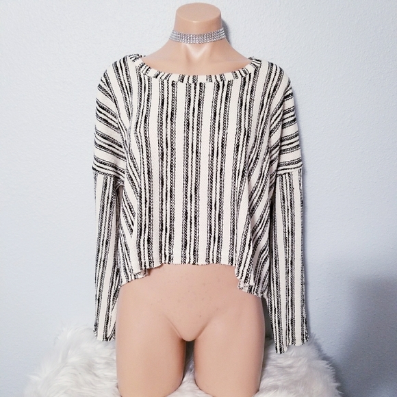 Storia Tops - STORIA Stripe Crop Shirt Top Blouse Large
